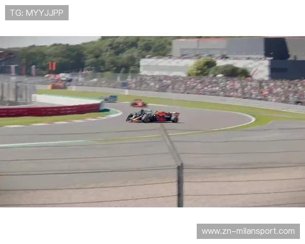 F1赛季冠军争夺激烈，汉密尔顿和维斯塔潘相差无几